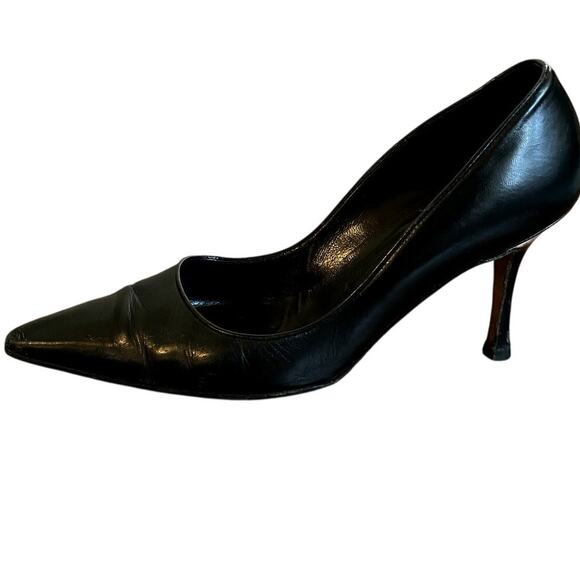 Vtg Y2k MANOLO BLAHNIK Point Pump Black LUXURIOUSLY SOFT LEATHER 38 8 Shoe Heel - Picture 1 of 12